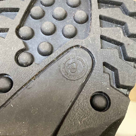 Kamik Womens Brown Suede Boots rubber, insulated Winter Snow Waterproof Size 9 - Picture 5 of 6